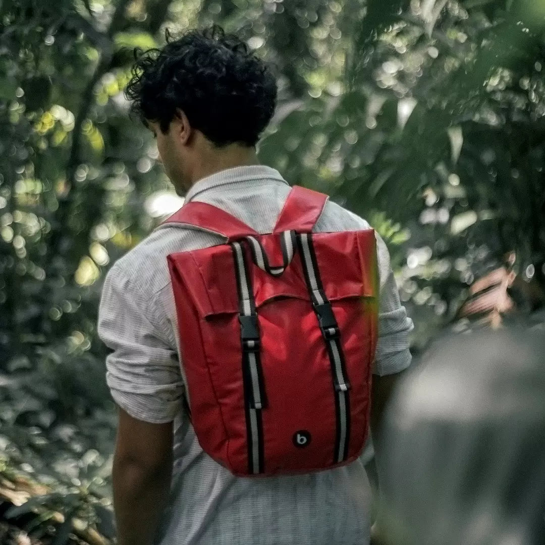 Ecological and Waterproof Ipá Tia Red Bossapack Backpack