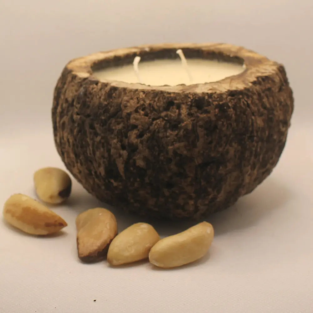 Natural Aromatic Candle in Urucuna Chestnut Urucuna - Tucumã Butter 180g